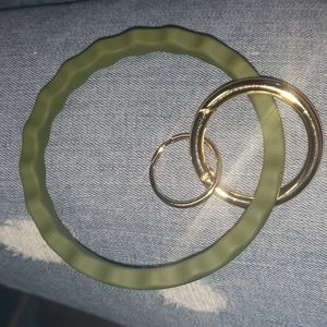 Bracelet keychain olive green